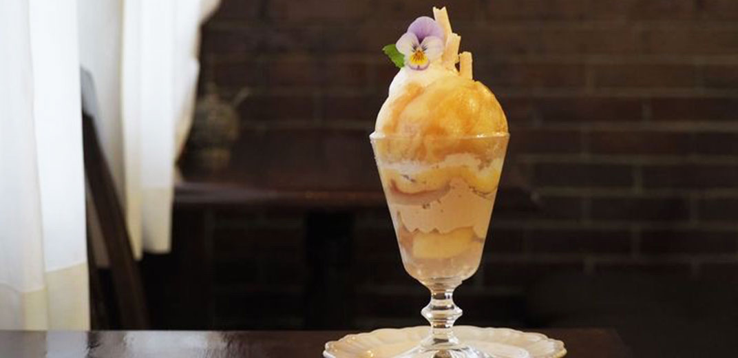 珈琲閣:ももパフェ