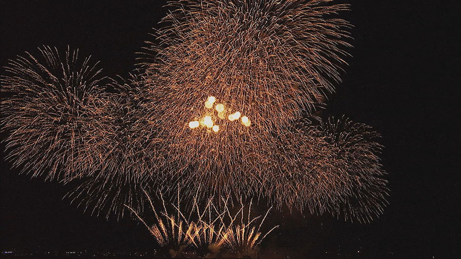 生中継 衣浦みなとまつり花火大会
