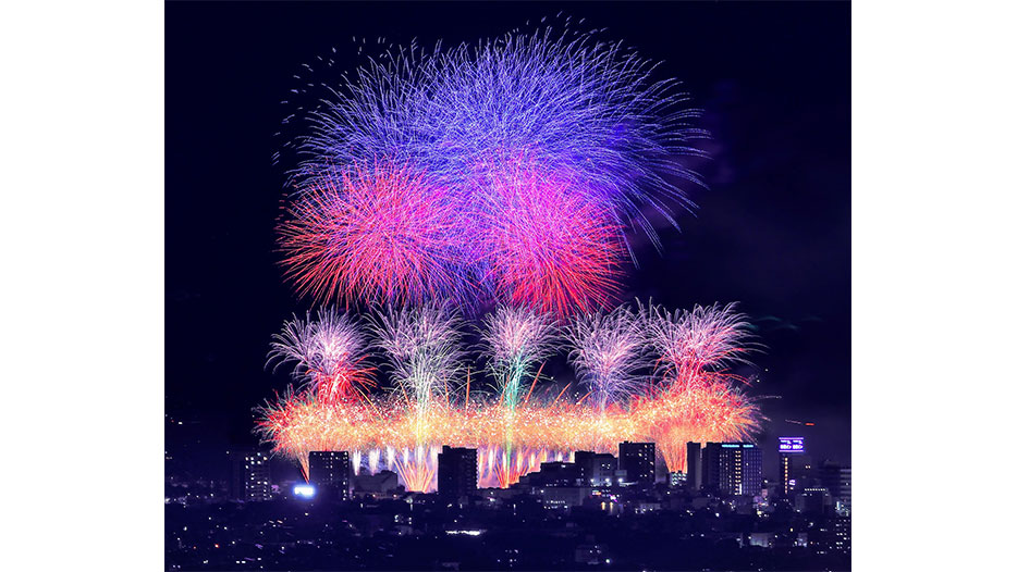【生中継】豊橋祇園祭花火大会~打ち上げ花火~